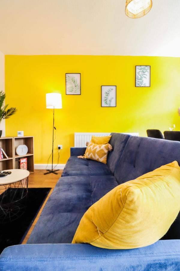 Spacious 1 Bed Flat-Free Parking Hillingdon Buitenkant foto