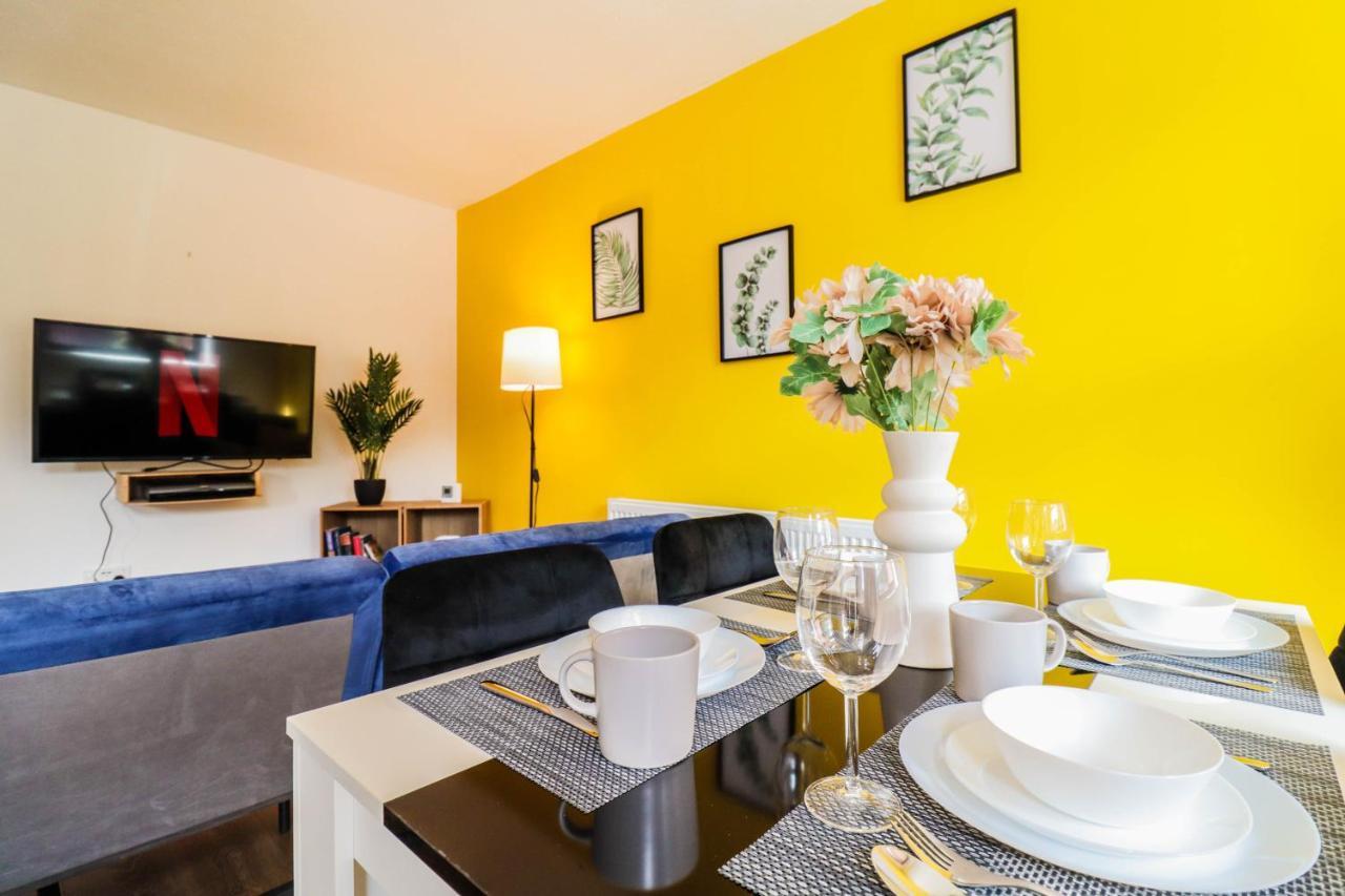 Spacious 1 Bed Flat-Free Parking Hillingdon Buitenkant foto